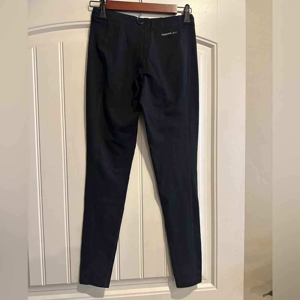 Like-new Boack Nike Thermal Leggings